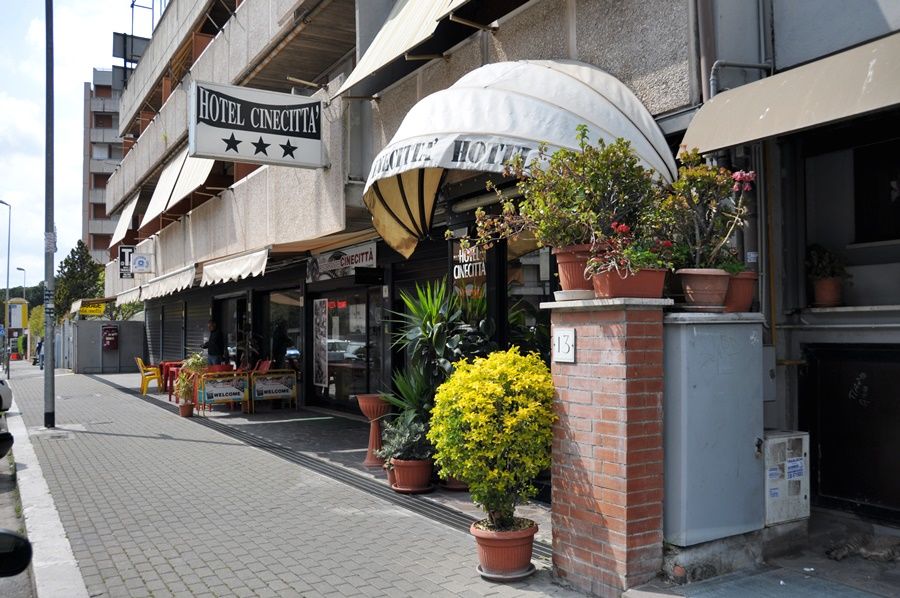 Hotel Cinecittà Roma Exterior foto