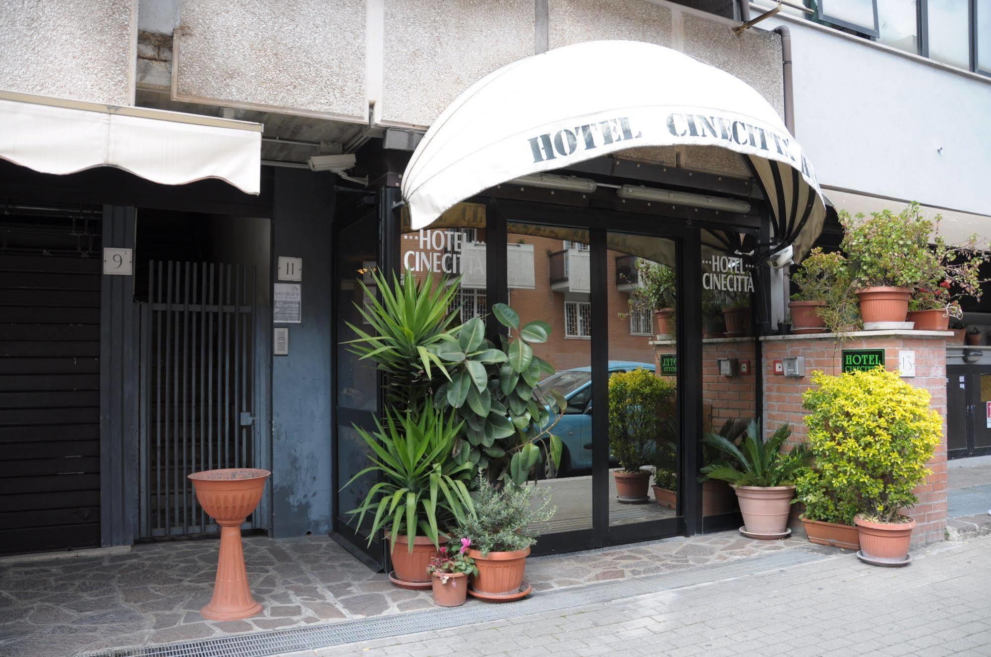 Hotel Cinecittà Roma Exterior foto